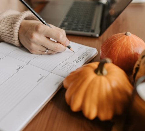 Jak zbilansować dietę bogatą w węglowodany podczas listopadowych posiłków?